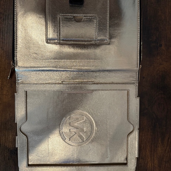 Michael Kors iPad case black python - Picture 4 of 4